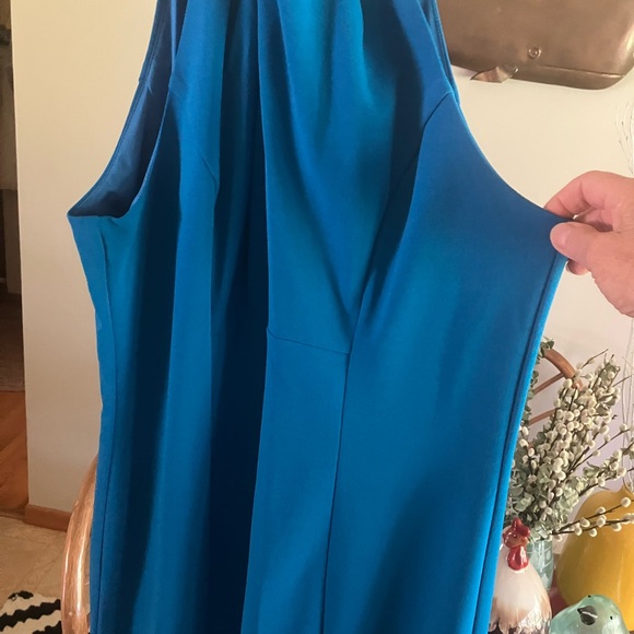 $129 Julia Jordan twist or knot neck blue sleeveless cocktail midi dress. Sz 10. - Picture 9 of 13